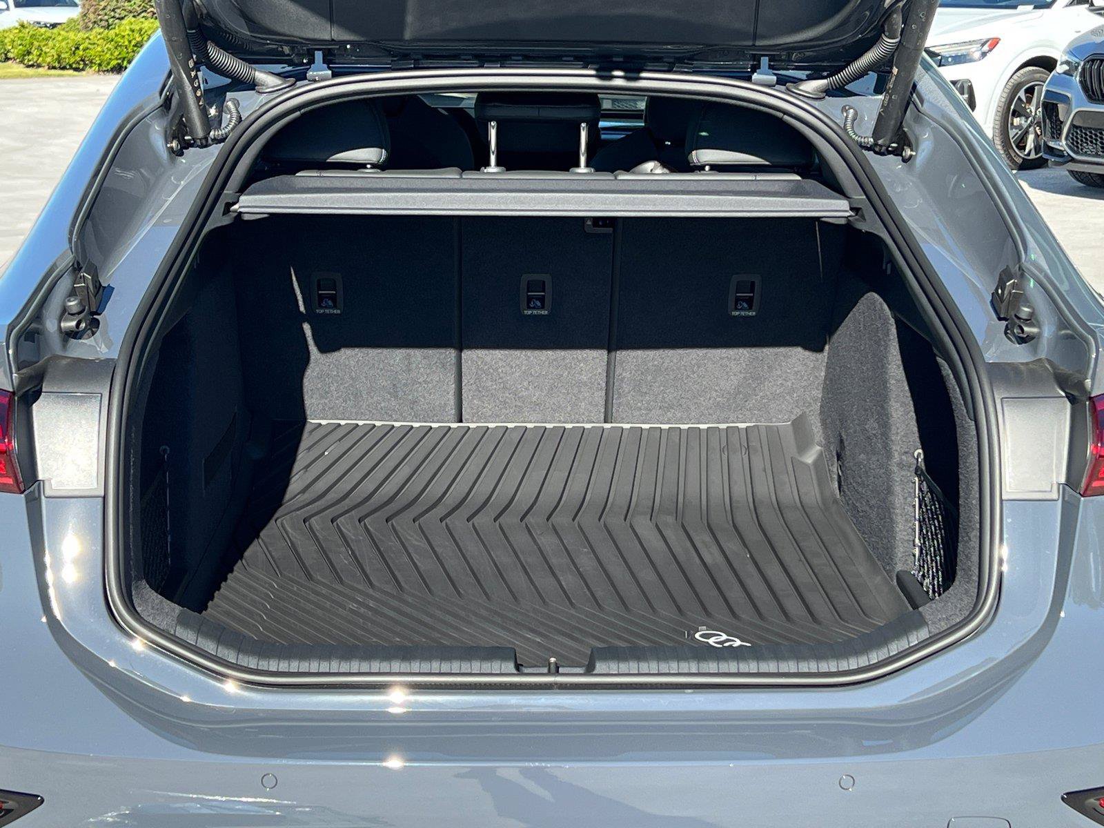 New 2027 Audi A6 e-tron Premium Plus AWD/4WD image 12