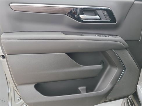 New 2026 Chevrolet Tahoe LS image 19