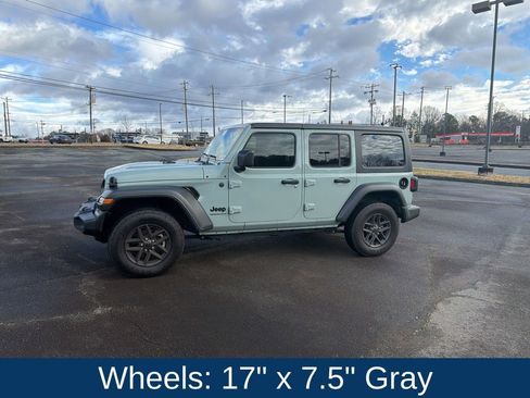 Used 2024 Jeep Wrangler Sport S image 12