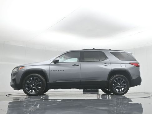 Used 2021 Chevrolet Traverse RS image 8