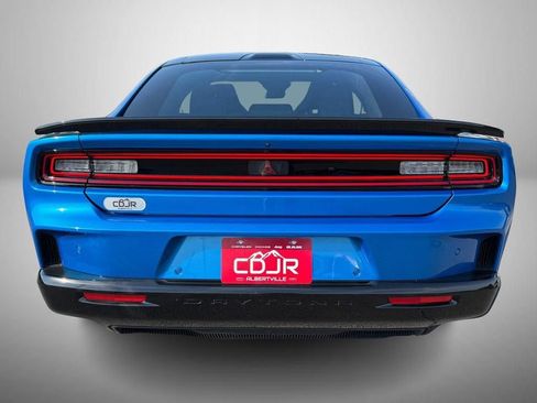 Used 2025 Dodge Charger Daytona Scat Pack w/ Track Pack AWD/4WD image 9