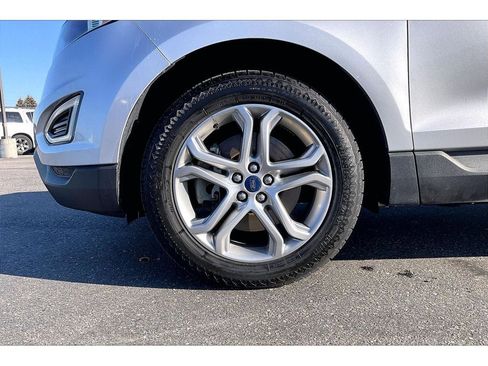 Used 2017 Ford Edge Titanium w/ Equipment Group 301A image 10