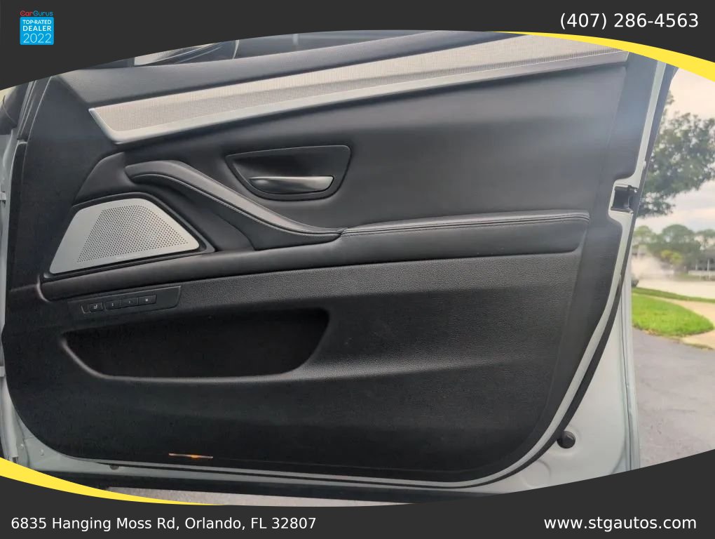 Used 2013 BMW M5 RWD image 24