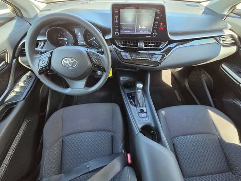 Used 2021 Toyota C-HR LE FWD image 13