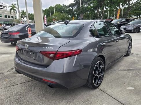 Used 2022 Alfa Romeo Giulia Ti w/ Active Assist Plus Package RWD image 7
