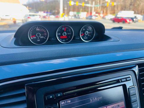 Used 2013 Volkswagen Beetle Turbo image 28