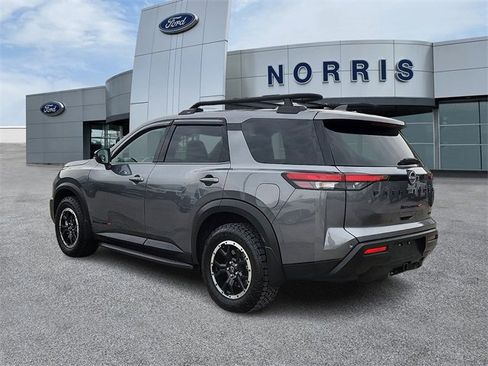 Used 2025 Nissan Pathfinder Rock Creek image 3