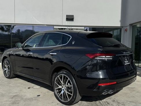 Certified 2022 Maserati Levante GT image 6