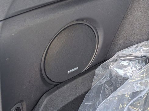 Certified 2025 Subaru Outback Limited image 19