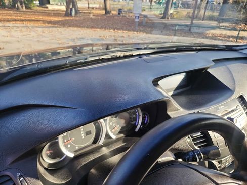 Used 2010 Acura TSX Sedan image 17