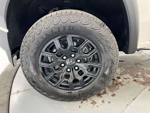 New 2026 Chevrolet Colorado Trail Boss AWD/4WD image 22