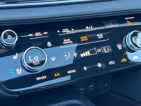 New 2026 INFINITI QX60 Autograph w/ Dark Cargo Package image 23