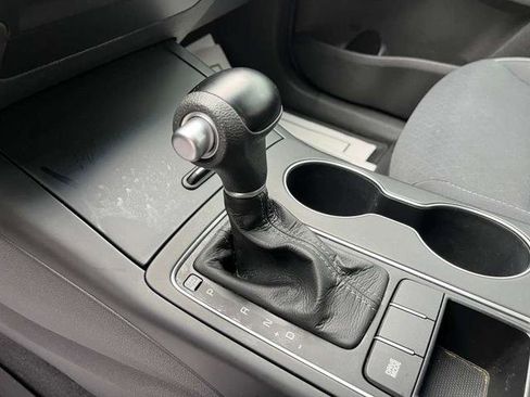 Used 2018 Kia Sorento FWD image 25