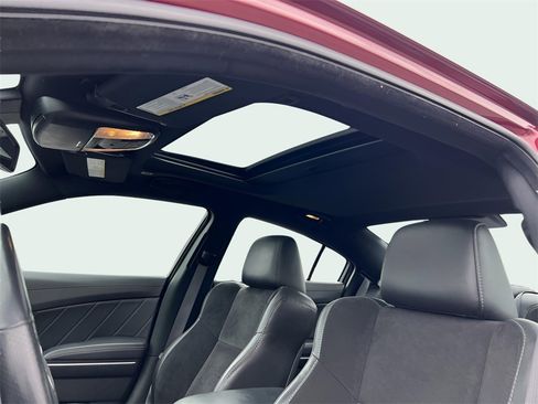 Used 2022 Dodge Charger GT w/ Plus Group image 7