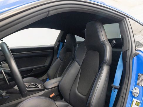 Used 2022 Porsche 911 GT3 image 5