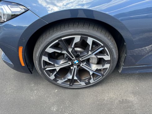 Used 2025 BMW 330i Sedan RWD image 27