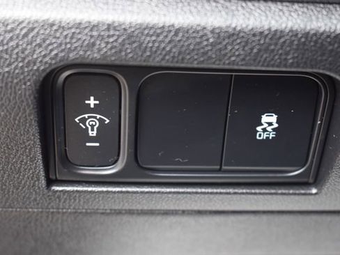 New 2025 Kia Sorento LX FWD image 21