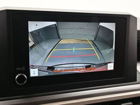 Used 2025 Toyota Tacoma TRD Sport image 20