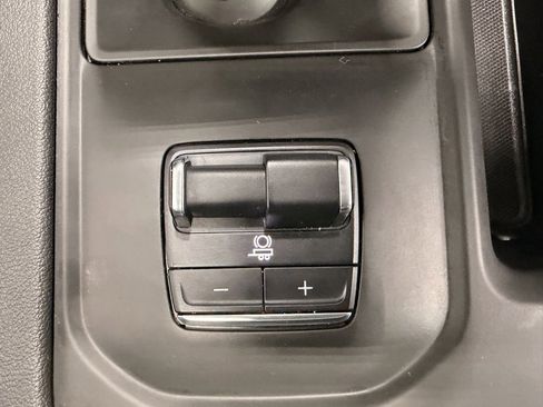 Used 2025 GMC Sierra 1500 AT4 w/ AT4 Premium Package image 39