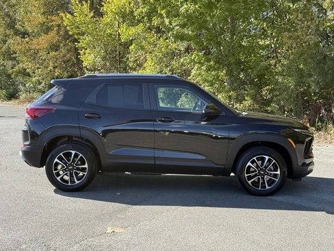 Certified 2024 Chevrolet TrailBlazer LT image 4