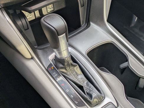 Certified 2020 Honda Accord EX image 18