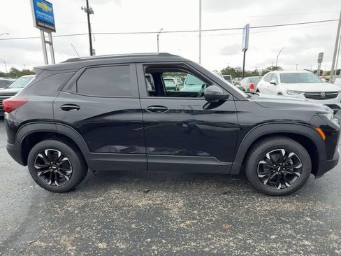 Used 2021 Chevrolet TrailBlazer LT w/ Convenience Package AWD/4WD image 9
