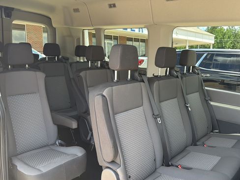 Used 2025 Ford Transit 350 XLT RWD image 11