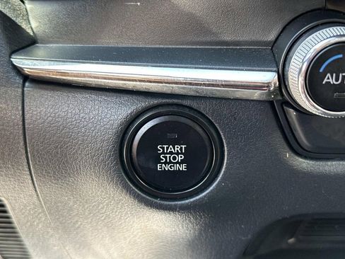 Used 2023 MAZDA CX-30 AWD 2.5 S w/ Preferred Package image 18