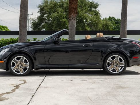 Used 2006 Lexus SC 430 Convertible w/ Preferred Accessory Pkg RWD image 6