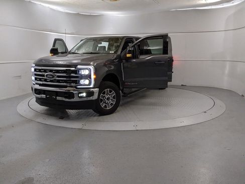 New 2025 Ford F350 Lariat w/ Lariat Ultimate Package image 13