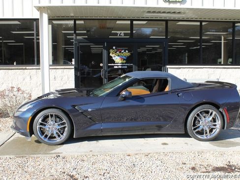 Used 2014 Chevrolet Corvette Stingray Convertible w/ 3LT Preferred Equipment Group image 2