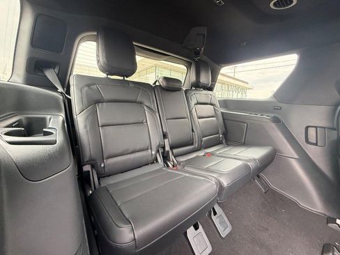 New 2026 Lincoln Navigator Reserve w/ Jet Appearance Package image 5