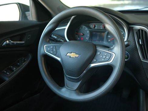 Used 2022 Chevrolet Malibu LS image 42