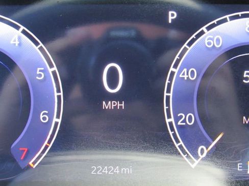 Used 2024 Jeep Grand Cherokee L Altitude image 34