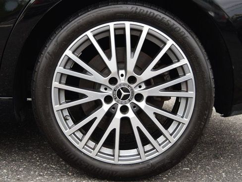 Used 2021 Mercedes-Benz CLA 250 4MATIC w/ Premium Package image 39