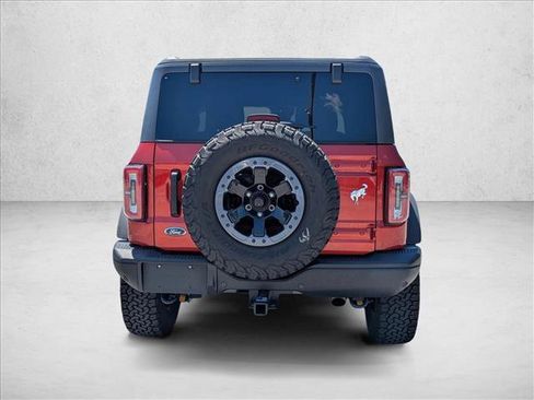 Certified 2022 Ford Bronco Badlands image 6