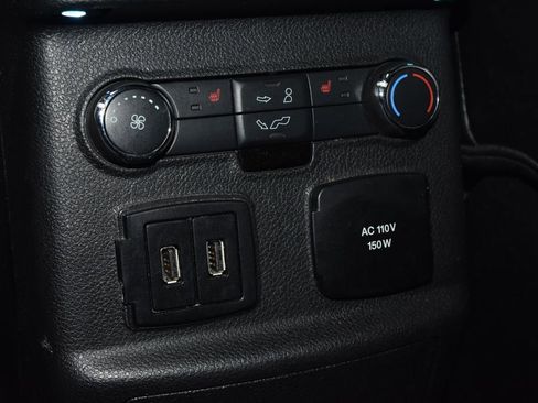 Used 2016 Ford Explorer Limited image 21