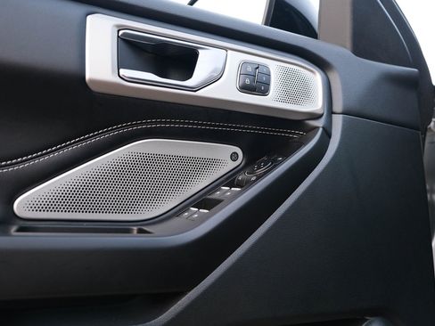 Used 2020 Ford Explorer ST w/ ST Street Pack image 14