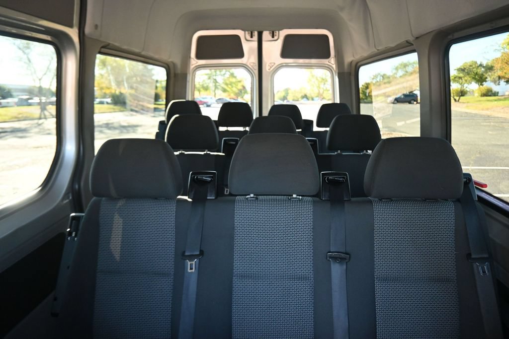 Used 2013 Mercedes-Benz Sprinter 2500 image 40