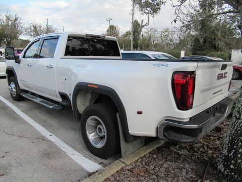 Used 2022 GMC Sierra 3500 SLT w/ Gooseneck/5TH Wheel Package image 3