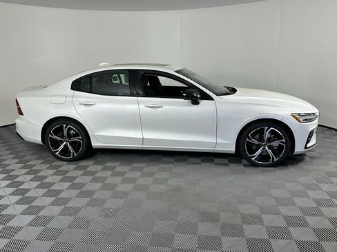 New 2024 Volvo S60 B5 Core w/ Climate Package image 3