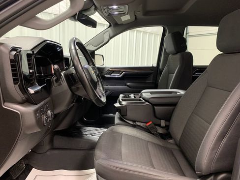 Used 2024 Chevrolet Silverado 1500 LT w/ Protection Package image 4