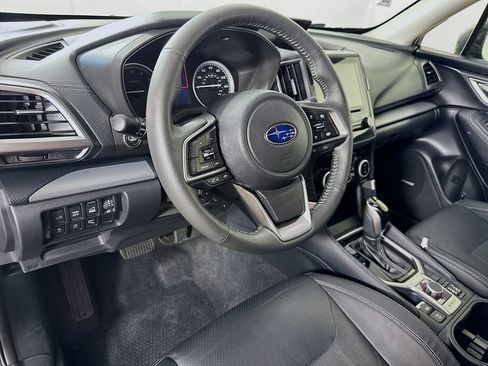 Used 2020 Subaru Forester Premium AWD/4WD image 9
