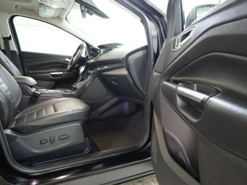 Used 2016 Ford Escape Titanium w/ Equipment Group 301A image 10