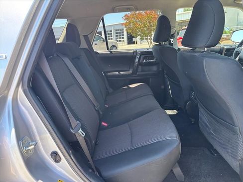 Used 2018 Toyota 4Runner TRD Off-Road AWD/4WD image 13
