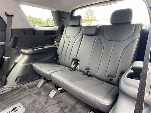 Certified 2025 Hyundai Palisade XRT image 9