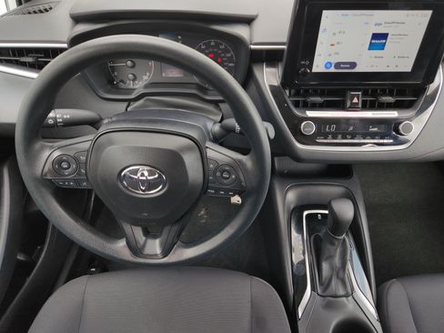 Used 2024 Toyota Corolla LE FWD image 27