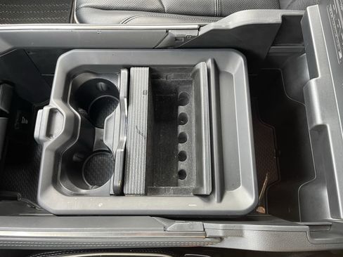 Used 2020 RAM 3500 Limited image 31