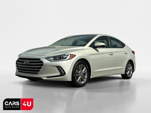 Used 2017 Hyundai Elantra Value Edition FWD image 3