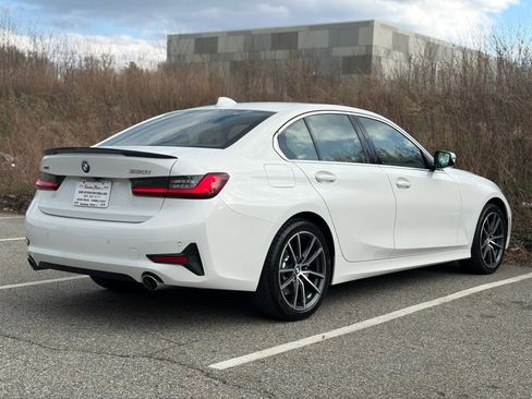 Used 2022 BMW 330i xDrive Sedan w/ Driving Assistance Package image 8